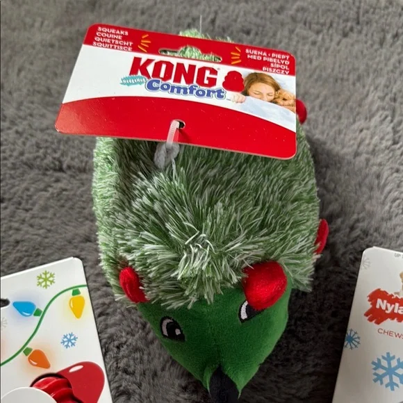 KONG Festive Hedgehog Plush Toy & Nylabone snowflake & light - Picture 4 of 4